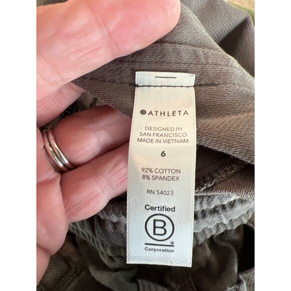 Athleta size 6 stretch knit camouflage joggers pants - Picture 3 of 3